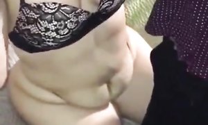 Помог жирной латине снять про себя целый ролик хотвайф